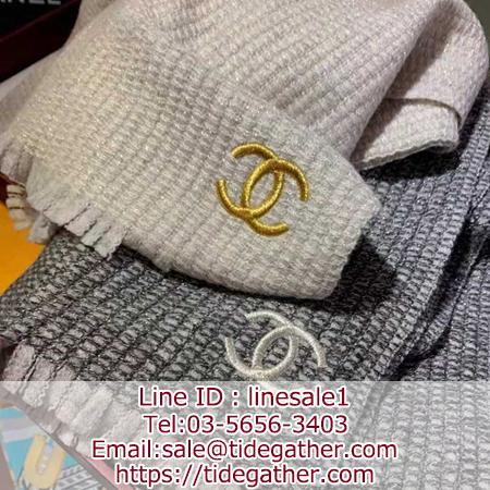 Chanel CCマーク刺繍ニットスカーフ