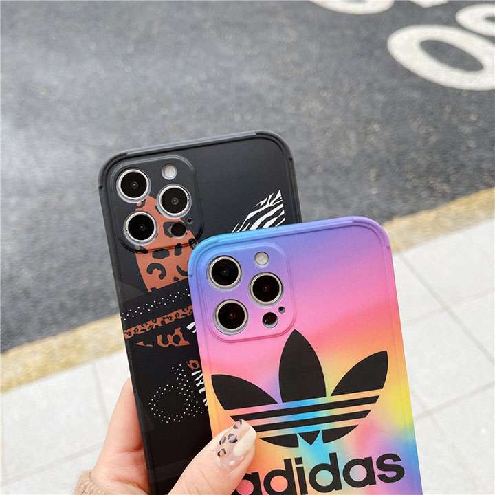 iphone8 プラス/8 adidas スマホケース