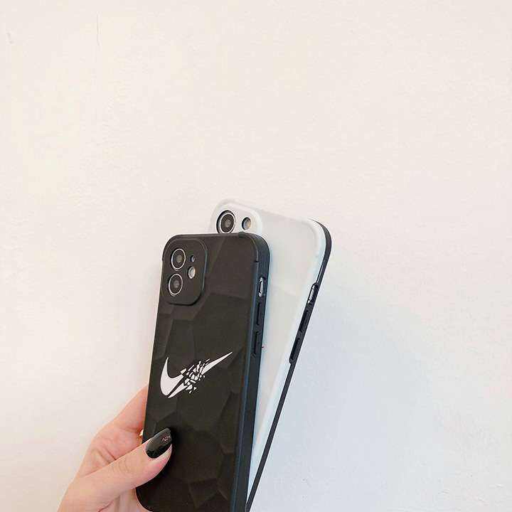 シンプル iphone12promaxケース ナイキ