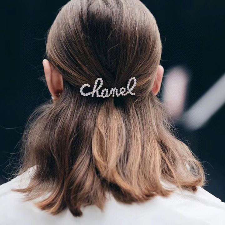 Chanelヘッドバンド