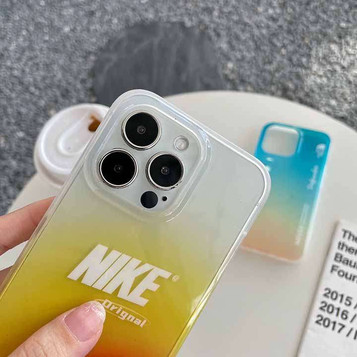 スポーツ風 iPhone 12 カバー