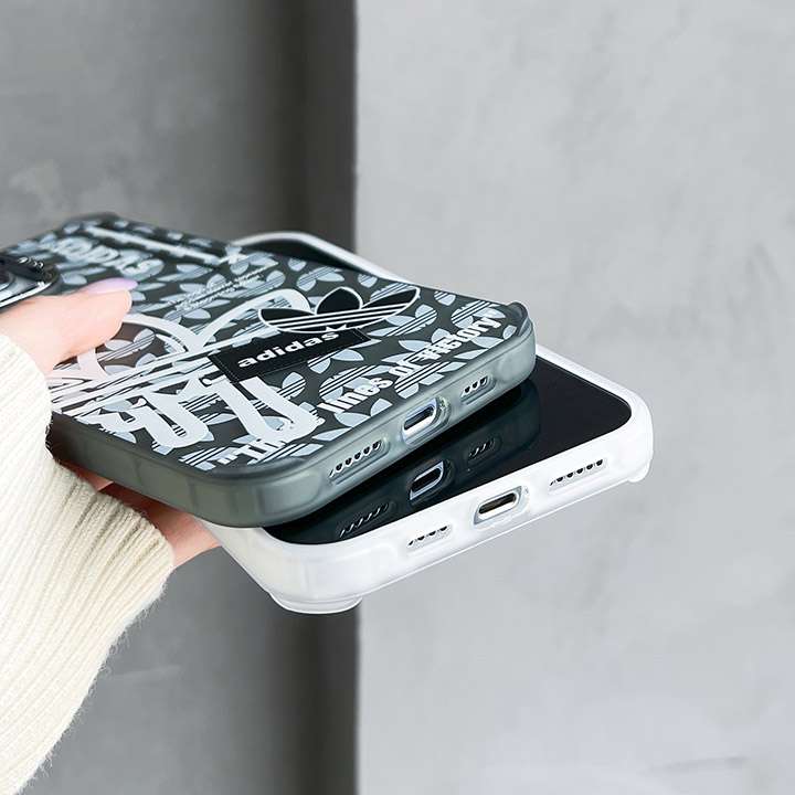 ロゴ付き スマホケース Adidas iPhone 7Plus